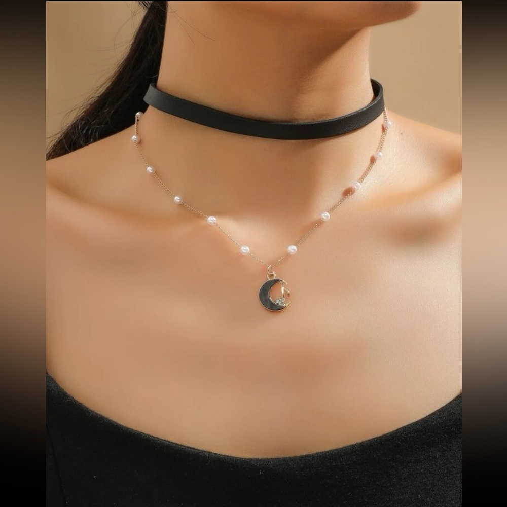 🌙 Awesome Crescent Moon Faux Pearl Rhinestone Music Note Layered Choker 🌙